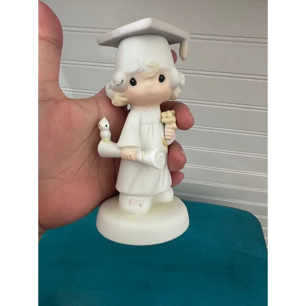 Vintage Precious Moments Graduation Girl Figurine Cap Diploma Flower Collectible